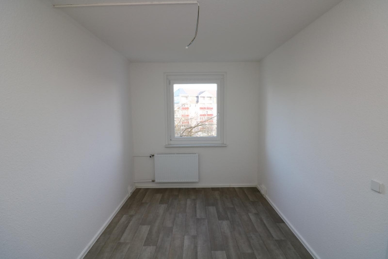 In meiner Badewanne bin ich der Kapitän...neu sanierte 3-RW mit Wanne & Balkon!!! - Kinderzimmer