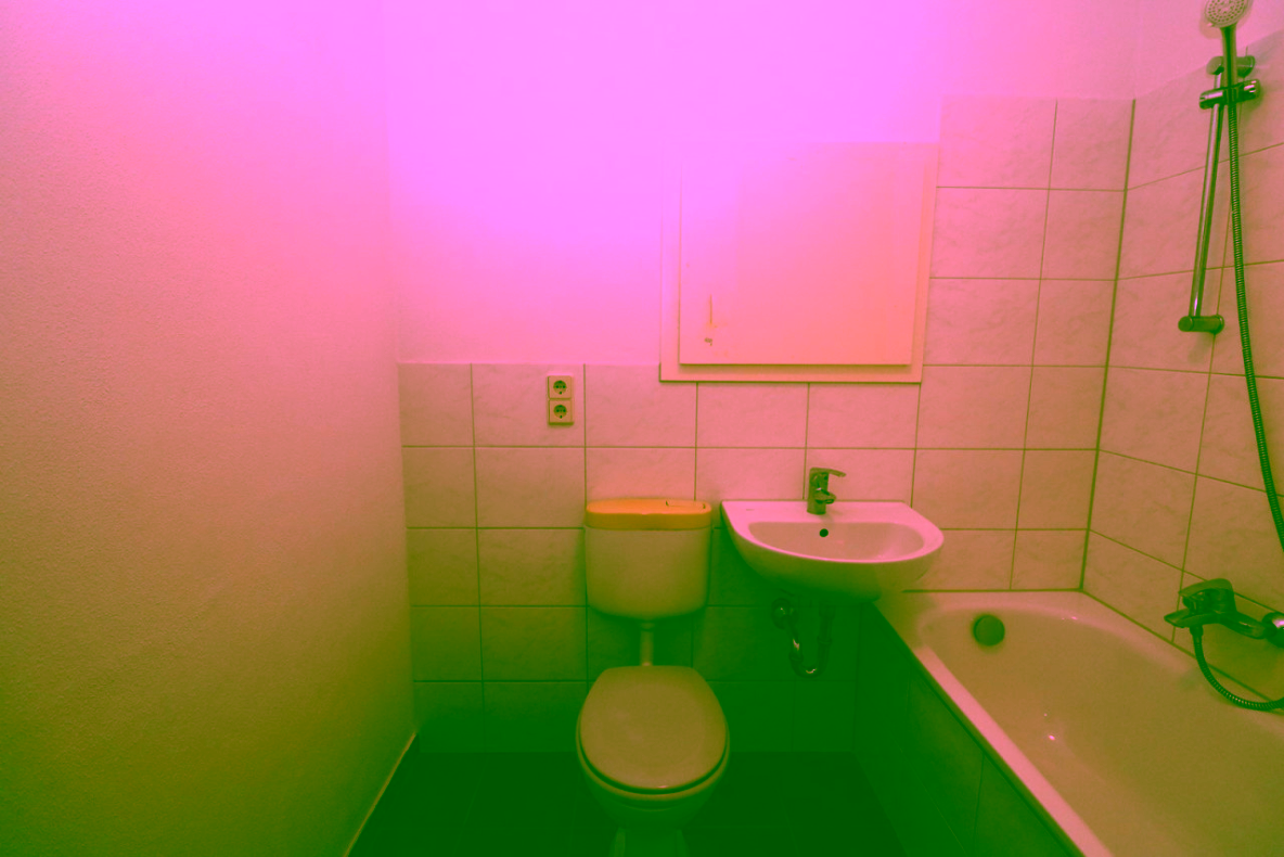 Familienwohnung sucht Nachwuchs...4-RW mit Wanne & Balkon!!! - Bad