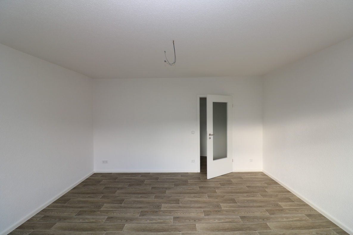 Märchenhaftes Wohnen…3-RW mit Wanne u. Balkon in Top-Lage!!! - Wohnzimmer