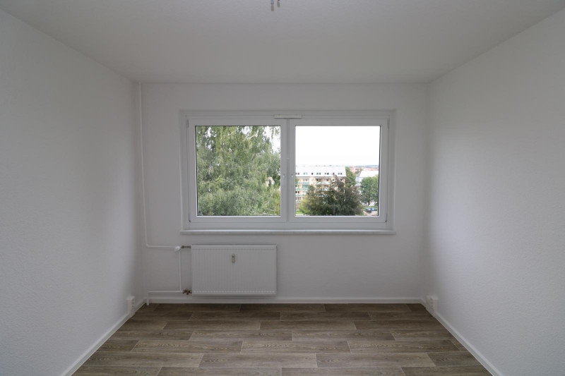 XXL 3-RW mit großem Wohnzimmer Wanne & Balkon!!! - SZ