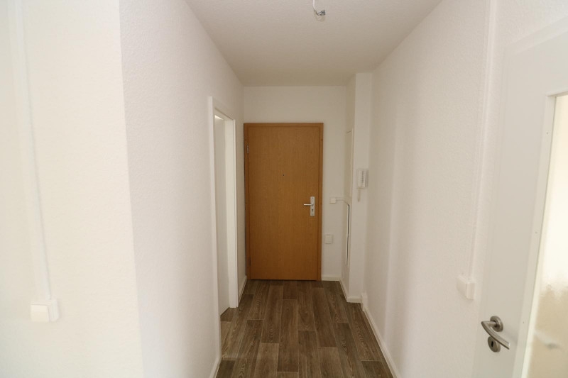 XXL 3-RW mit großem Wohnzimmer Wanne & Balkon!!! - Flur