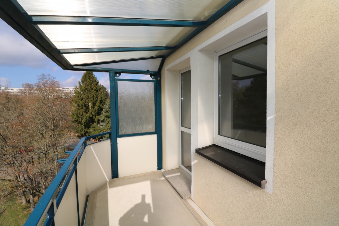 Auch für Nichtschwimmer geeignet...3-RW mit modernem Wannenbad! - Balkon