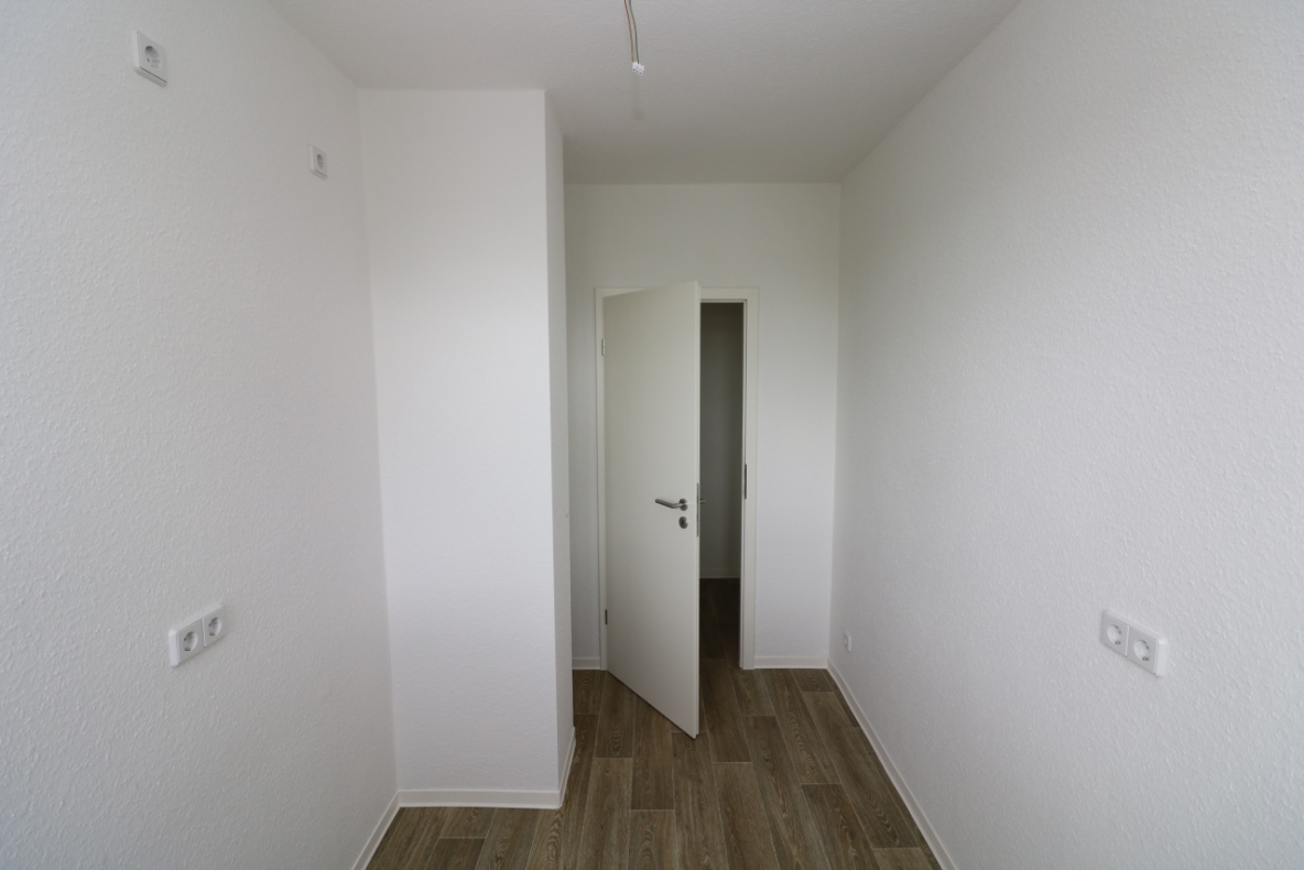 Verdammt ich lieb dich…neu sanierte 3-RW mit Wanne & Balkon!!! - Küche