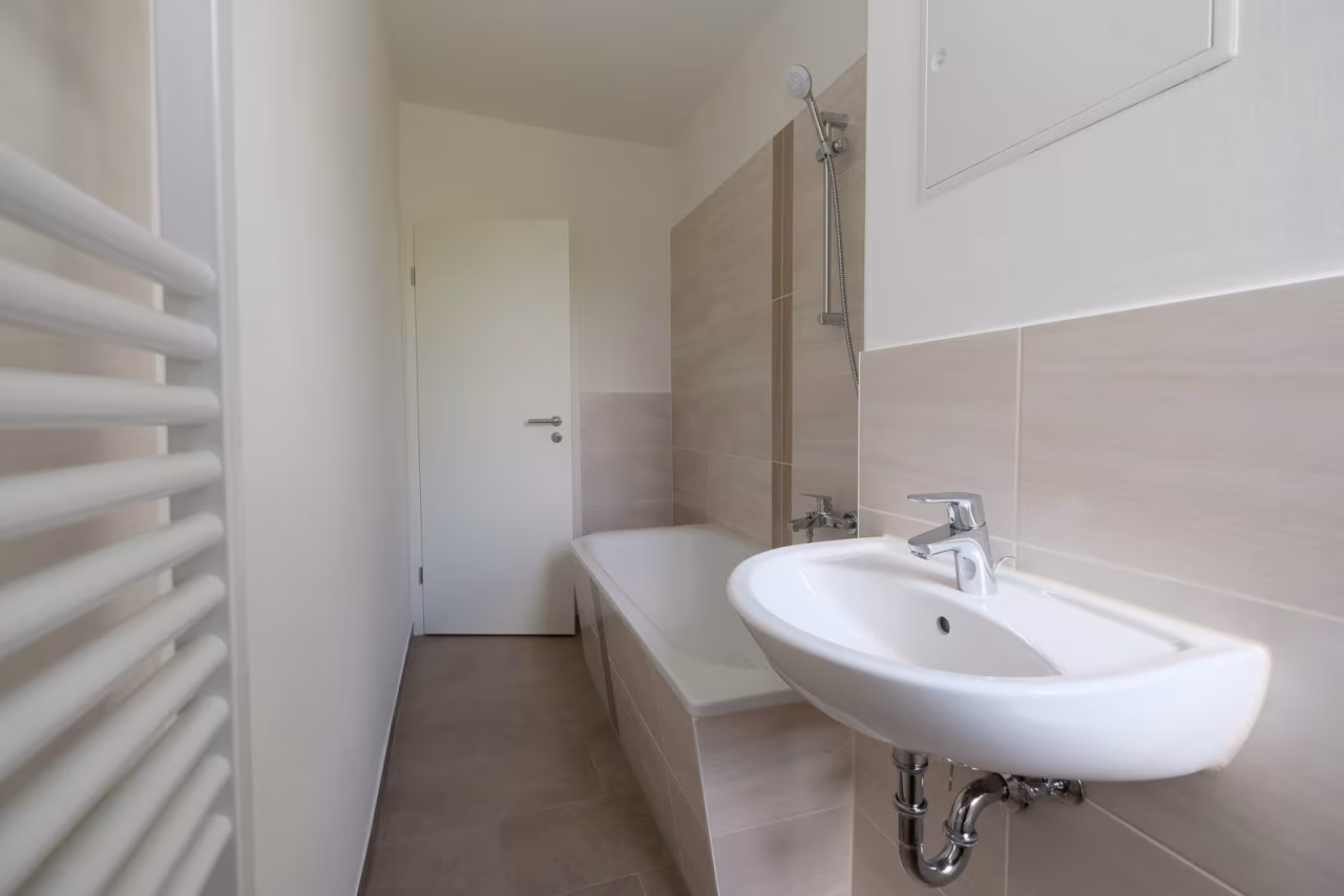 Beispiel Bad mit Wanne