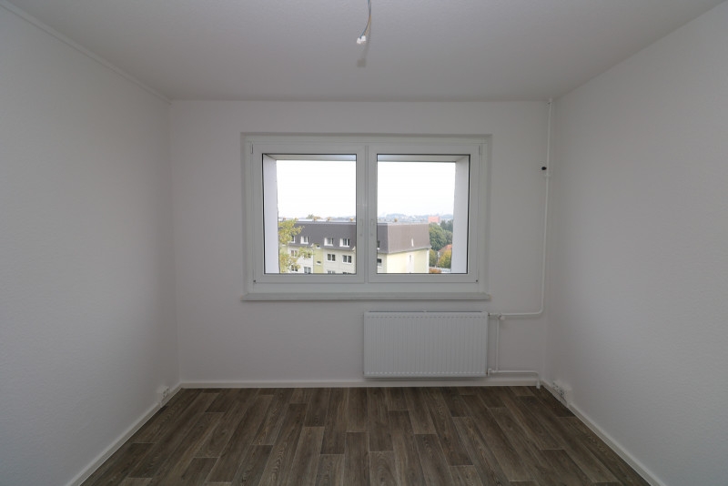 XXL Hoch drei...Etagen-Wohnung mit Wanne, Dusche & Balkon!!!! - KiZi