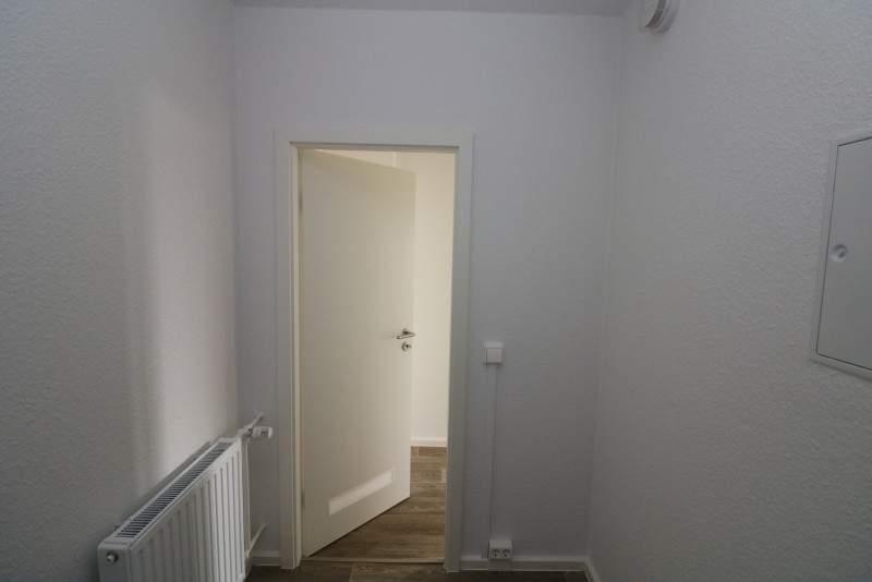 XXL Hoch drei...Etagen-Wohnung mit Wanne, Dusche & Balkon!!!! - HWR