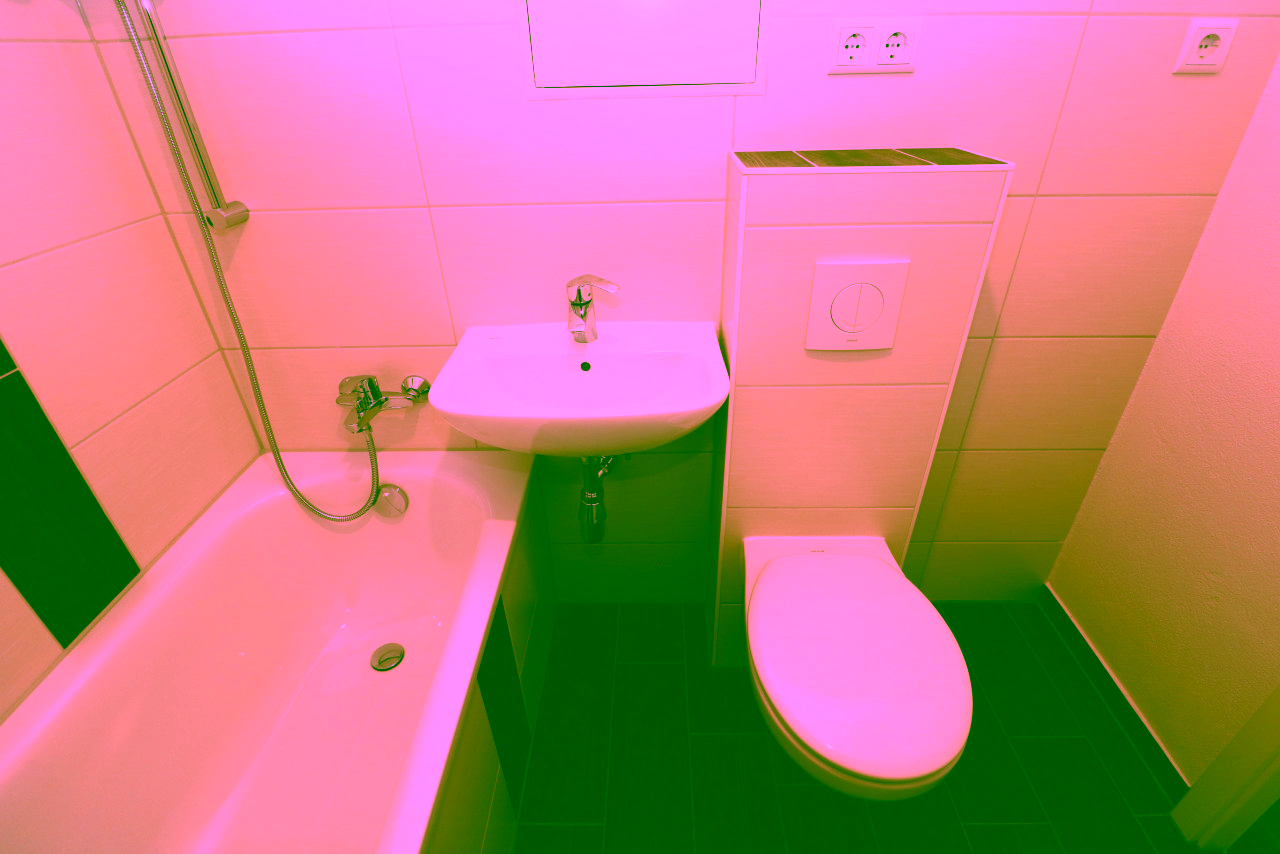 Bad mit Wanne