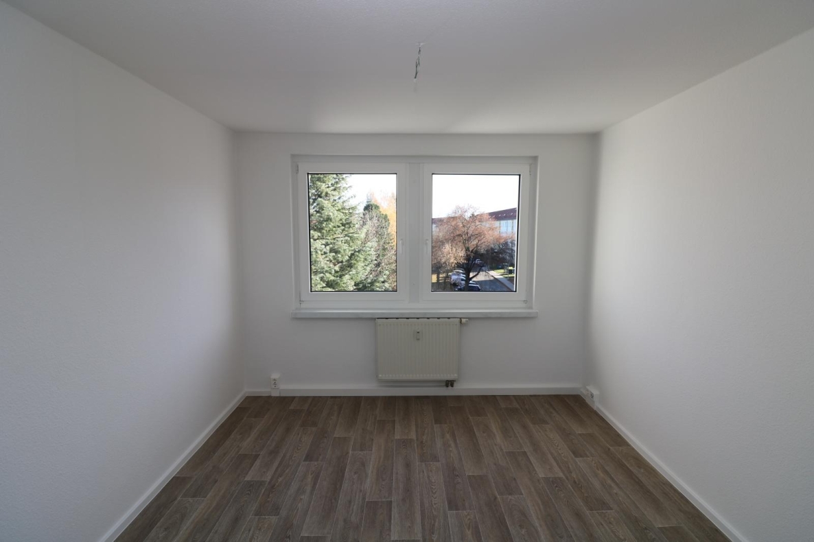 Auf Wolke 7…günstige 3-RW mit Wanne u. Balkon!!! - Schlafzimmer