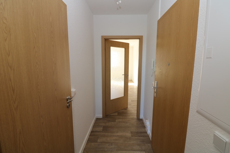 Auch ohne Badekappe Duschspaß garantiert…3-RW mit Dusche & Balkon!!! - Flur