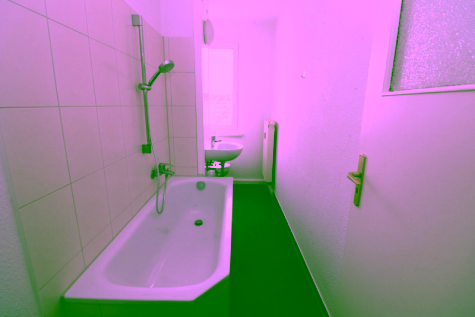 Du bist mein Stern…günstige 2-RW mit Wanne & Balkon!!!, 09599 Freiberg, Karl-Kegel-Straße 92