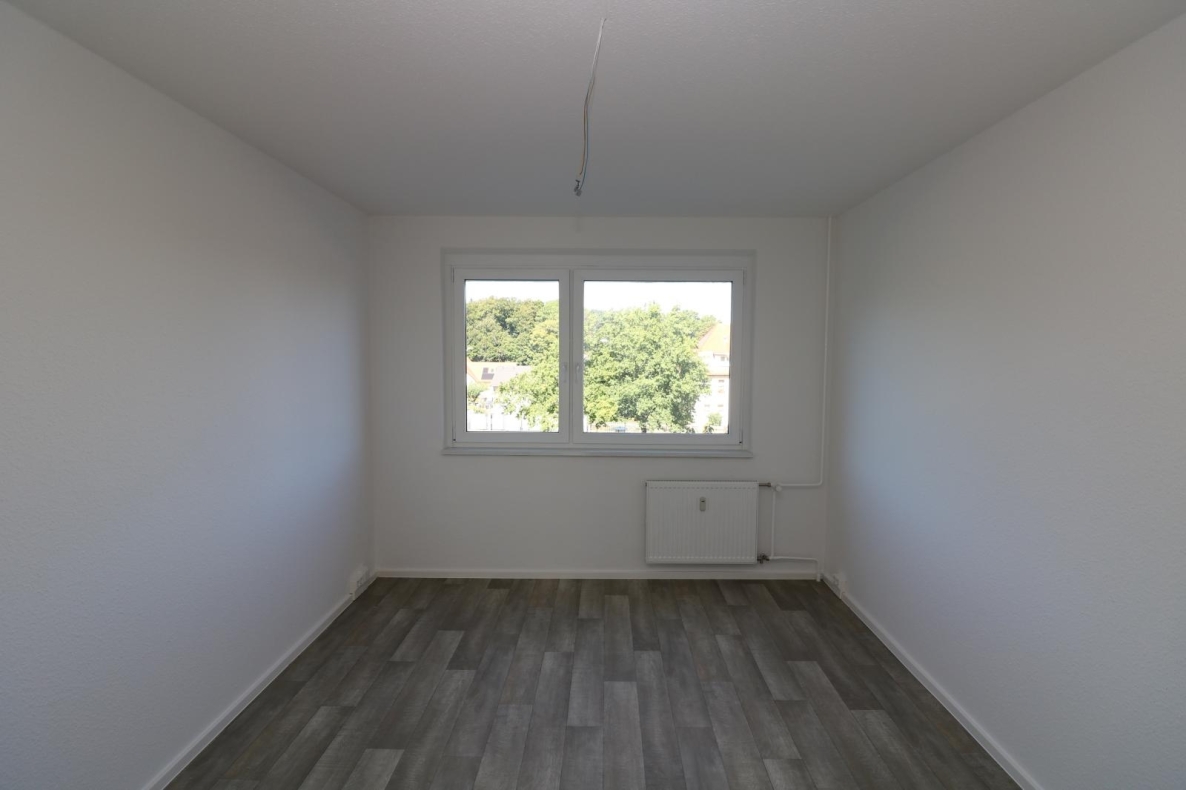 Trauen Sie Ihren Augen...große 3-RW mit Aufzug, Wanne u. Balkon!!! - Schlafzimmer