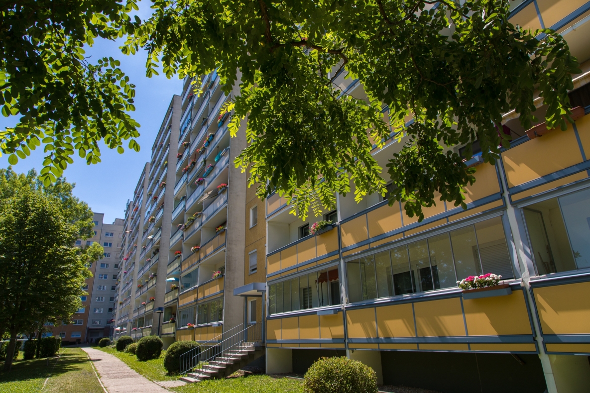 Trauen Sie Ihren Augen...große 3-RW mit Aufzug, Wanne u. Balkon!!! - Außenansicht