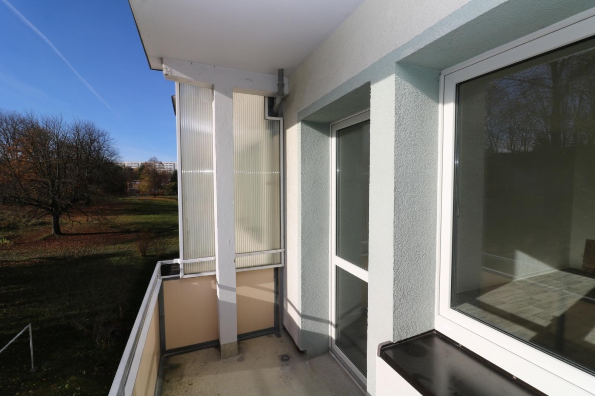 Schaumparty im modernen Wannenbad...helle 3-RW mit Wanne u. Balkon!!! - Balkon