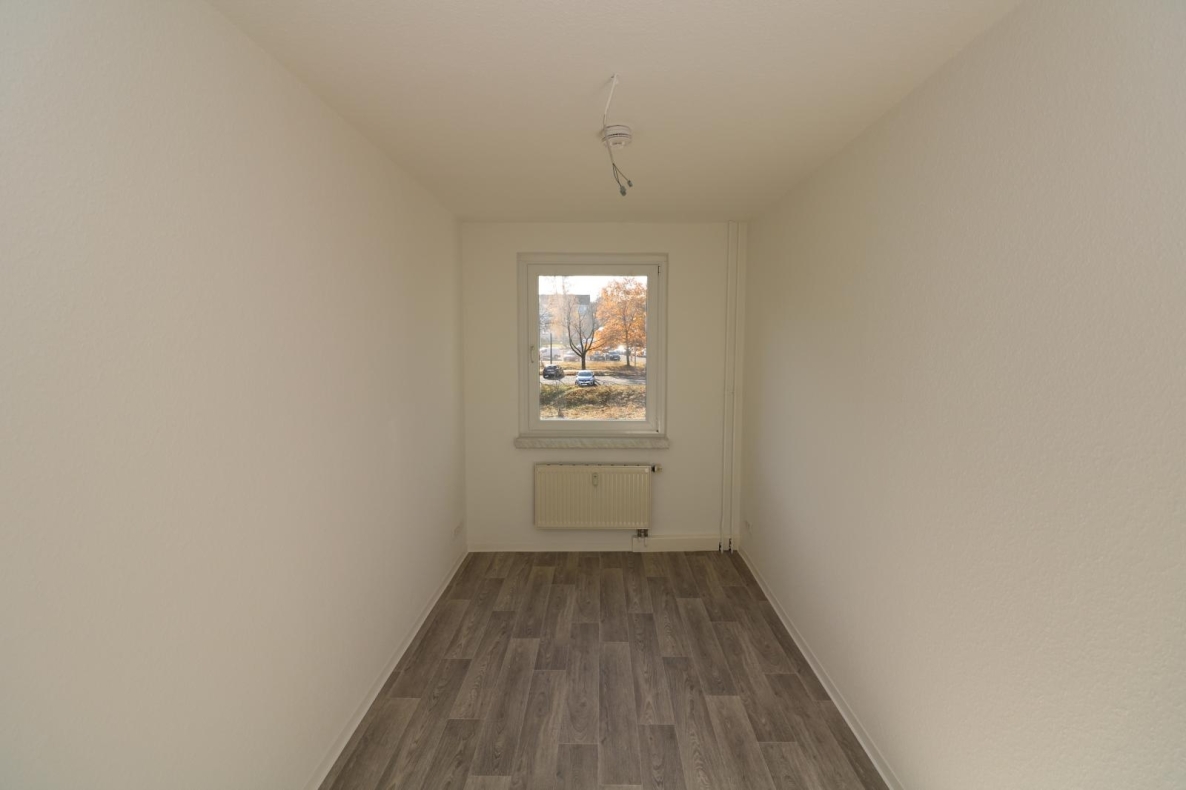 Schaumparty im modernen Wannenbad...helle 3-RW mit Wanne u. Balkon!!! - Kinderzimmer