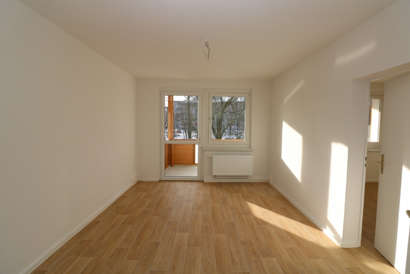 Immer auf der Sonnenseite...helle 2-RW mit XXL-Balkon & Wanne!!! - Wohnzimmer