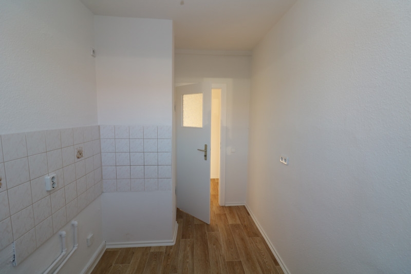 Immer auf der Sonnenseite...helle 2-RW mit XXL-Balkon & Wanne!!! - Küche