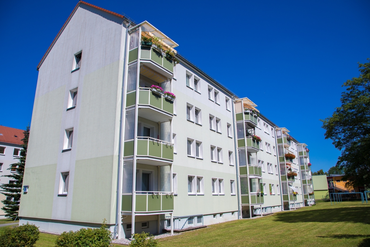 Für Sparfüchse...günstige 2-RW mit Wanne!!! - Außenansicht