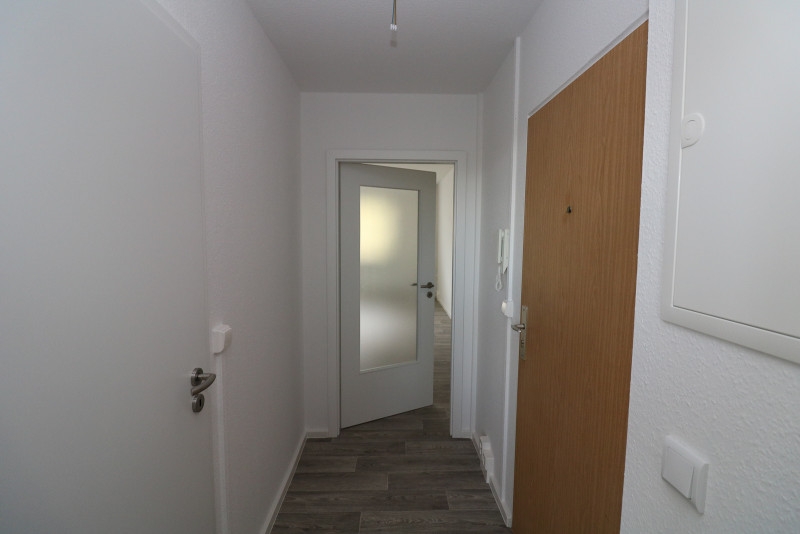 Mitten im Paradies…moderne 3-RW mit Wanne & Balkon!!! - Beispiel Flur