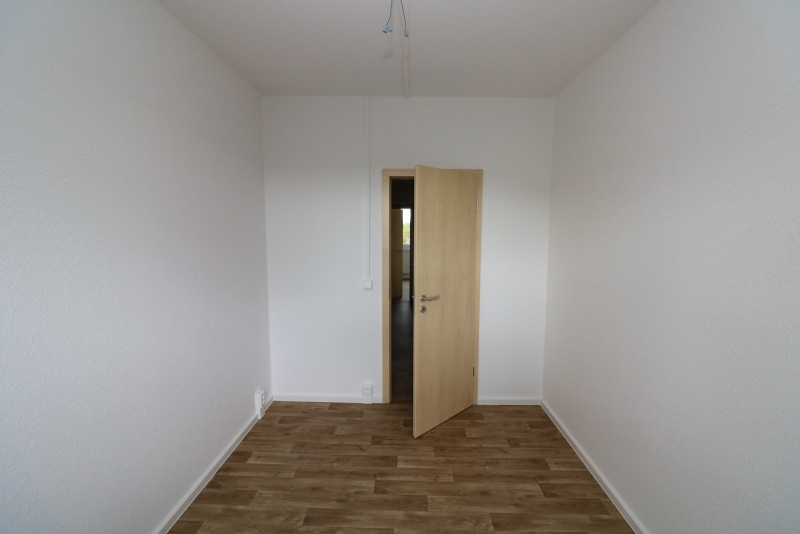 Wer Platz sucht, wird hier fündig! - 4RW im 1.OG mit Badewanne und Balkon - Beispiel Kinderzimmer