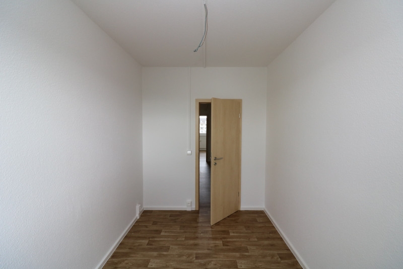 Wer Platz sucht, wird hier fündig! - 4RW im 1.OG mit Badewanne und Balkon - Beispiel Kinderzimmer