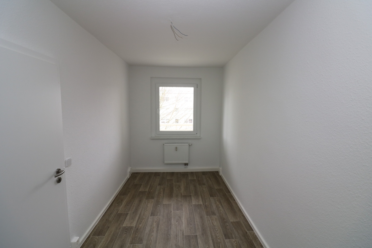 Platz für die ganze Familie...große 4-RW mit Wanne u. Balkon!!! - Kinderzimmer 2