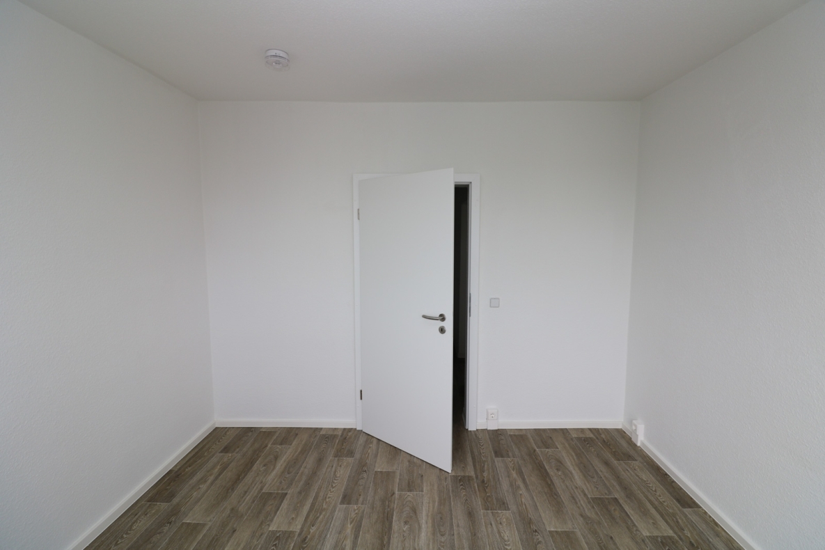 Platz für die ganze Familie...große 4-RW mit Wanne u. Balkon!!! - Kinderzimmer 1