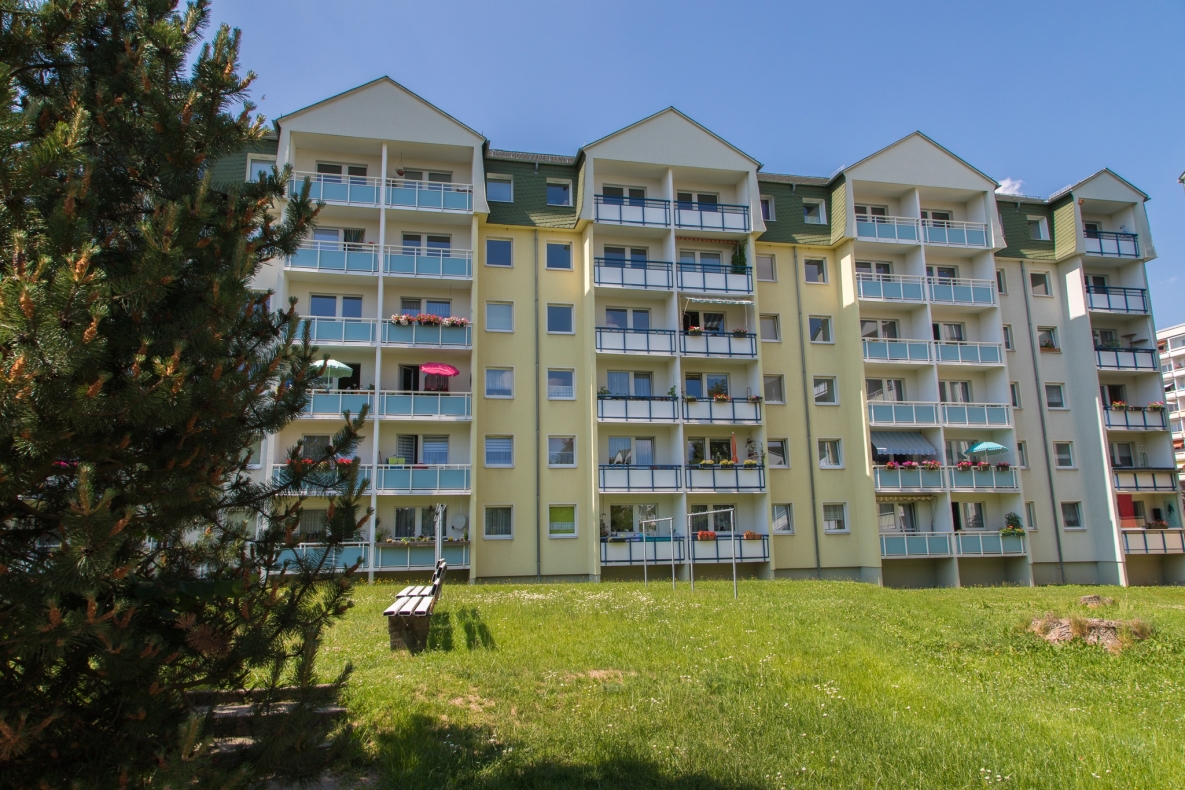 Schachmatt für hohe Mieten…große 3-RW mit Dusche u. Balkon!!! - Außenansicht