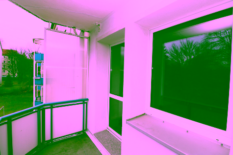 Familienwohnung sucht Nachwuchs…4-RW mit Wanne & Balkon!!!, 09599 Freiberg, Karl-Kegel-Straße 36
