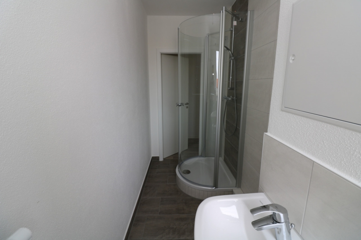 Der Star in der Manege...tolle 3-RW mit Dusche & Balkon!!! - Beispiel Bad mit Dusche