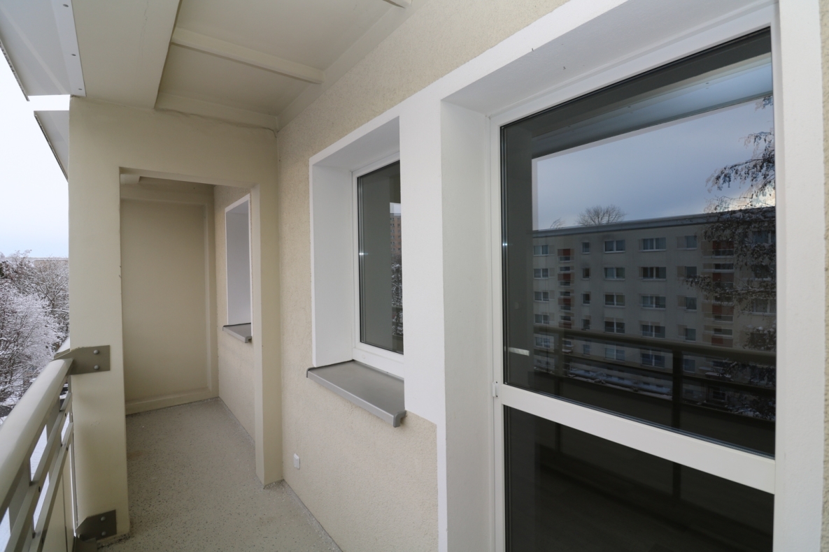 Einziehen und Wohlfühlen - stadtnahe 3RW mit Balkon und Badewanne - Beispiel Balkon