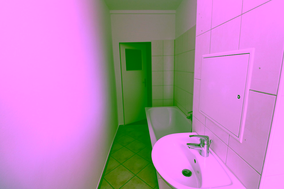 Flieg mit mir zu den Sternen...helle 3-RW mit Wanne & Balkon!!! - Beispiel Bad mit Wanne