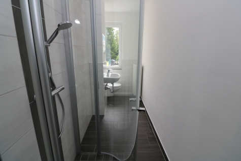 EG Wohnung bodengleicher Dusche…da freuen sich nicht nur die Umzugshelfer!, 09599 Freiberg, Karl-Günzel-Straße 31