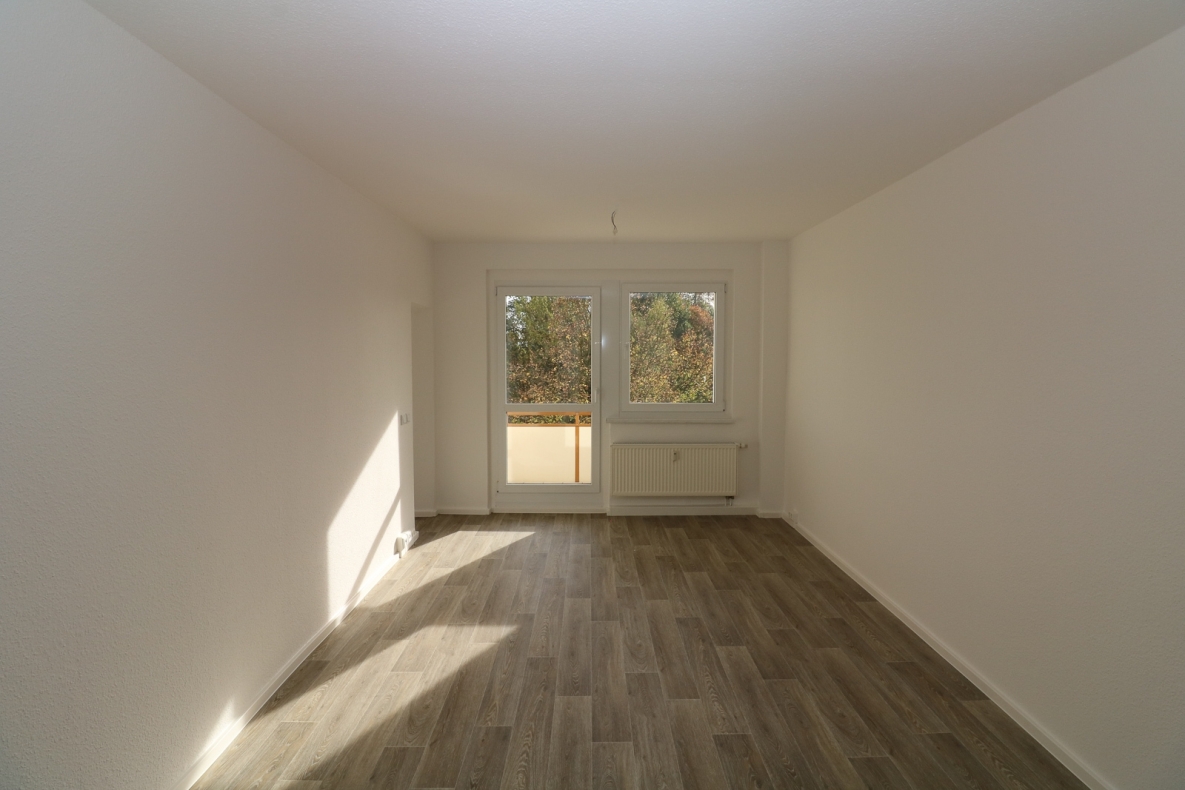 Gesucht und gefunden! Moderne 3RW mit Balkon! - Beispiel Wohnzimmer