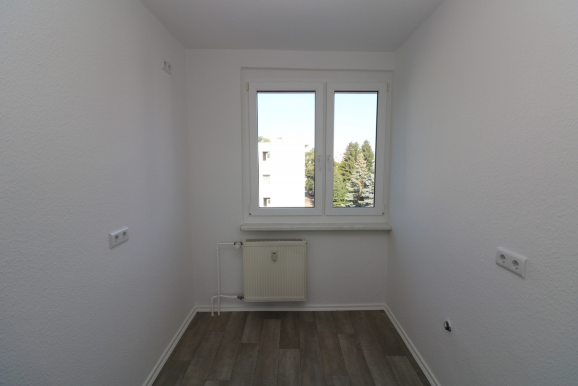 5-Raum-Familientraum mit Wanne, Dusche & 2 Balkonen!!! - Beispiel Hauswirtschaftsraum