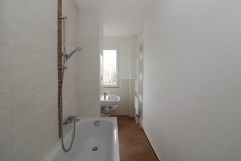 Verdammt ich lieb dich…tolle 2-RW mit Wanne & Balkon!!!, 09599 Freiberg, Maxim-Gorki-Straße 57