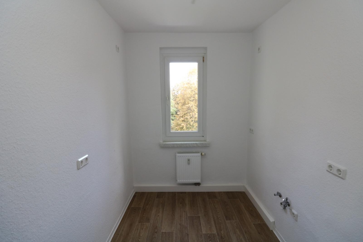 Auch für Nichtschwimmer geeignet...3-RW mit modernem Wannenbad! - Beispiel Küche