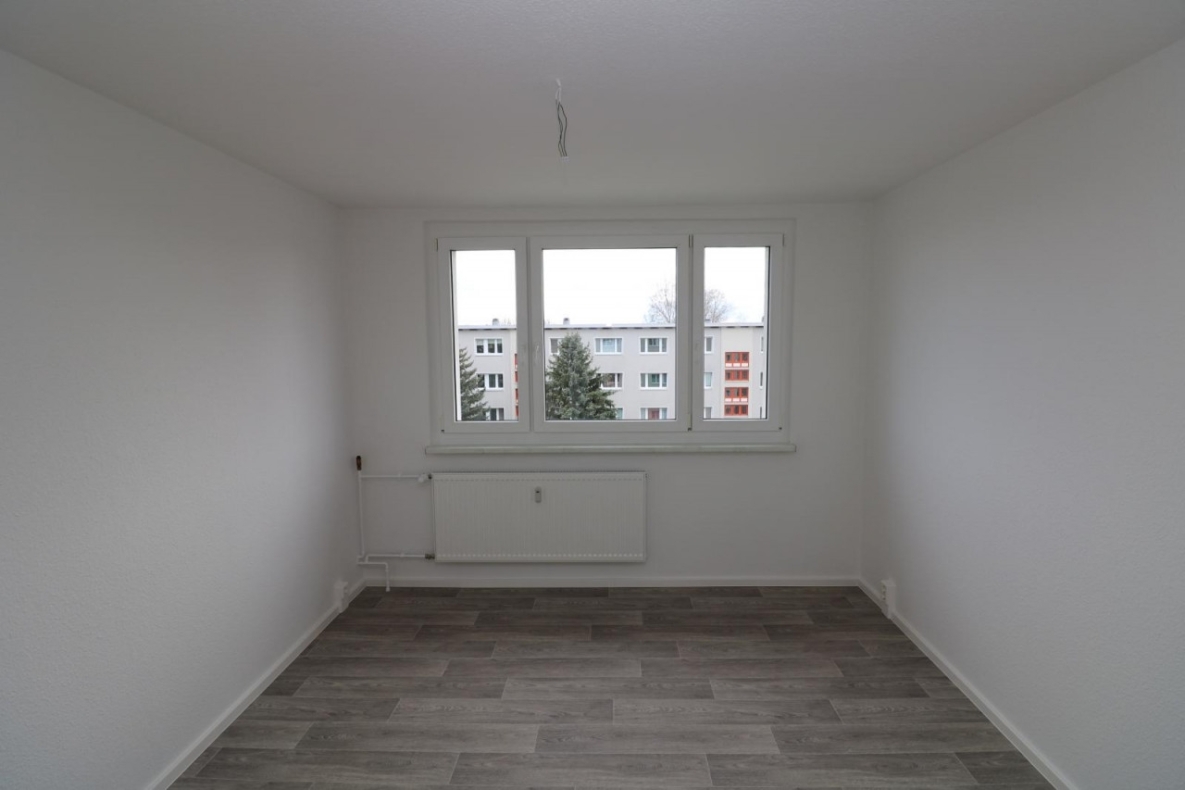 Dein Glück hat 4 Wände - 2RW mit Badewanne und Balkon - Beispiel SZ