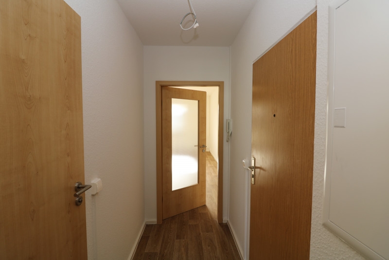 Ja ich will...neu sanierte 3-RW mit Dusche & Balkon!!! - Beispiel Flur