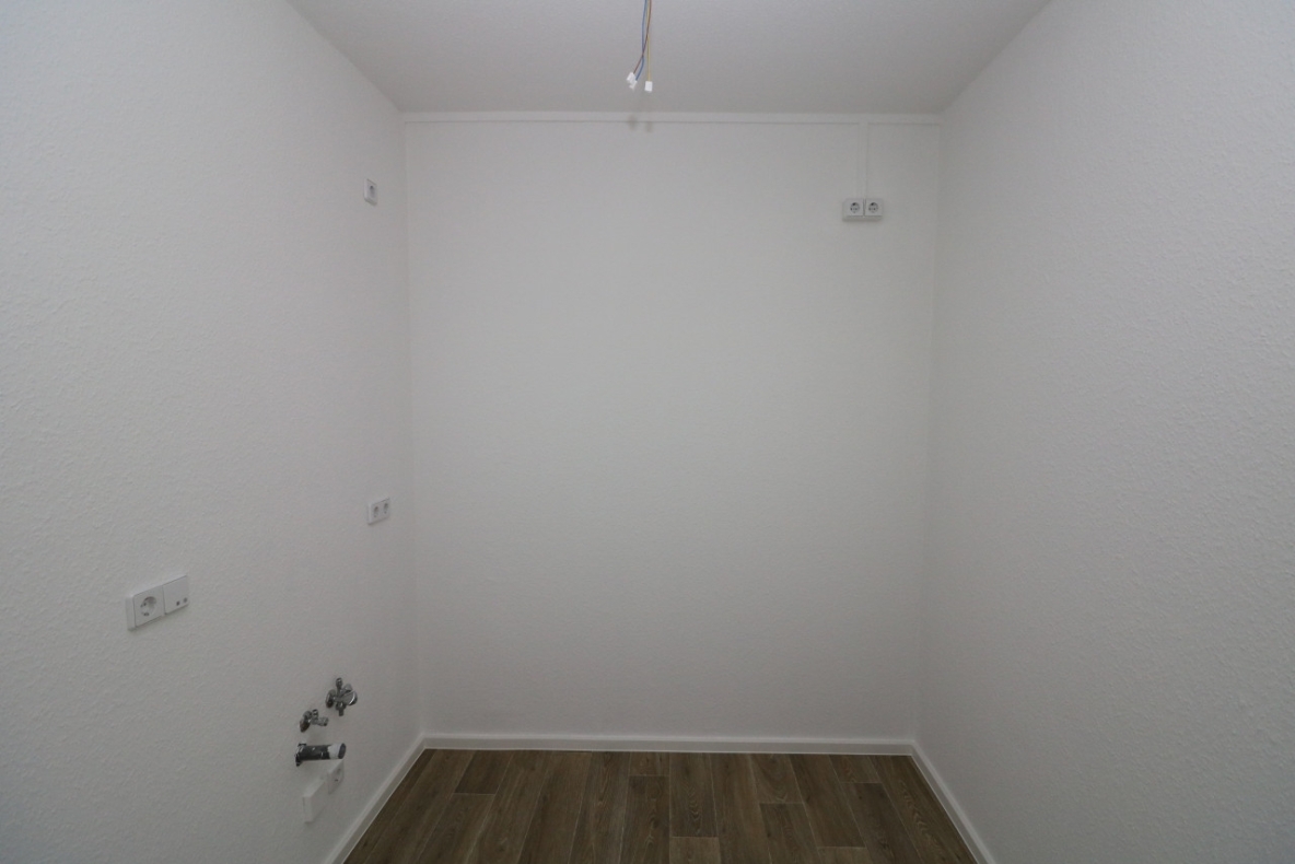Ja ich will...neu sanierte 3-RW mit Dusche & Balkon!!! - Küche