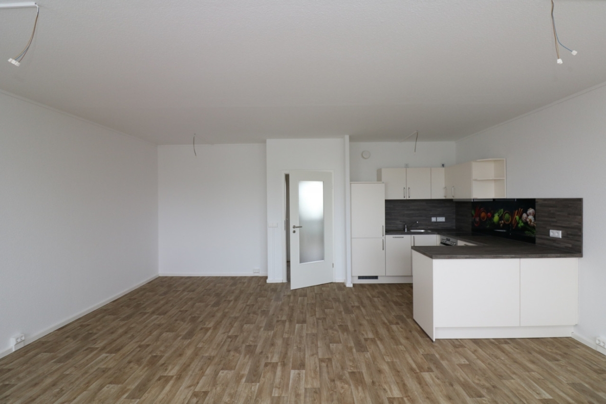 An die Töpfe...fertig...los! 2-RW mit Einbauküche, Wanne & Balkon!!! - Beispiel Wohnzimmer