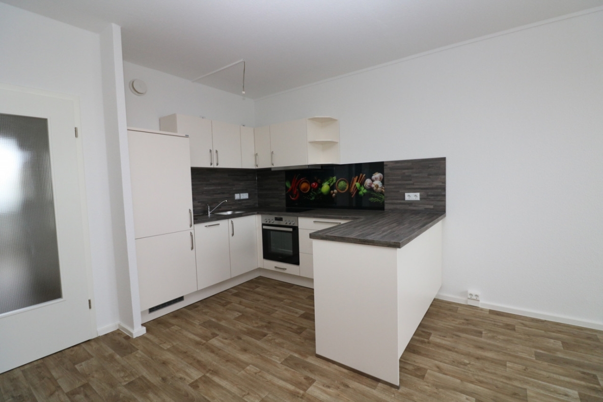 An die Töpfe...fertig...los! 2-RW mit Einbauküche, Wanne & Balkon!!! - Beispiel Küche