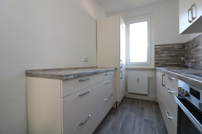 Vorsicht heiße Töpfe…3-RW mit Einbauküche & Wanne!!! - Beispiel Küche