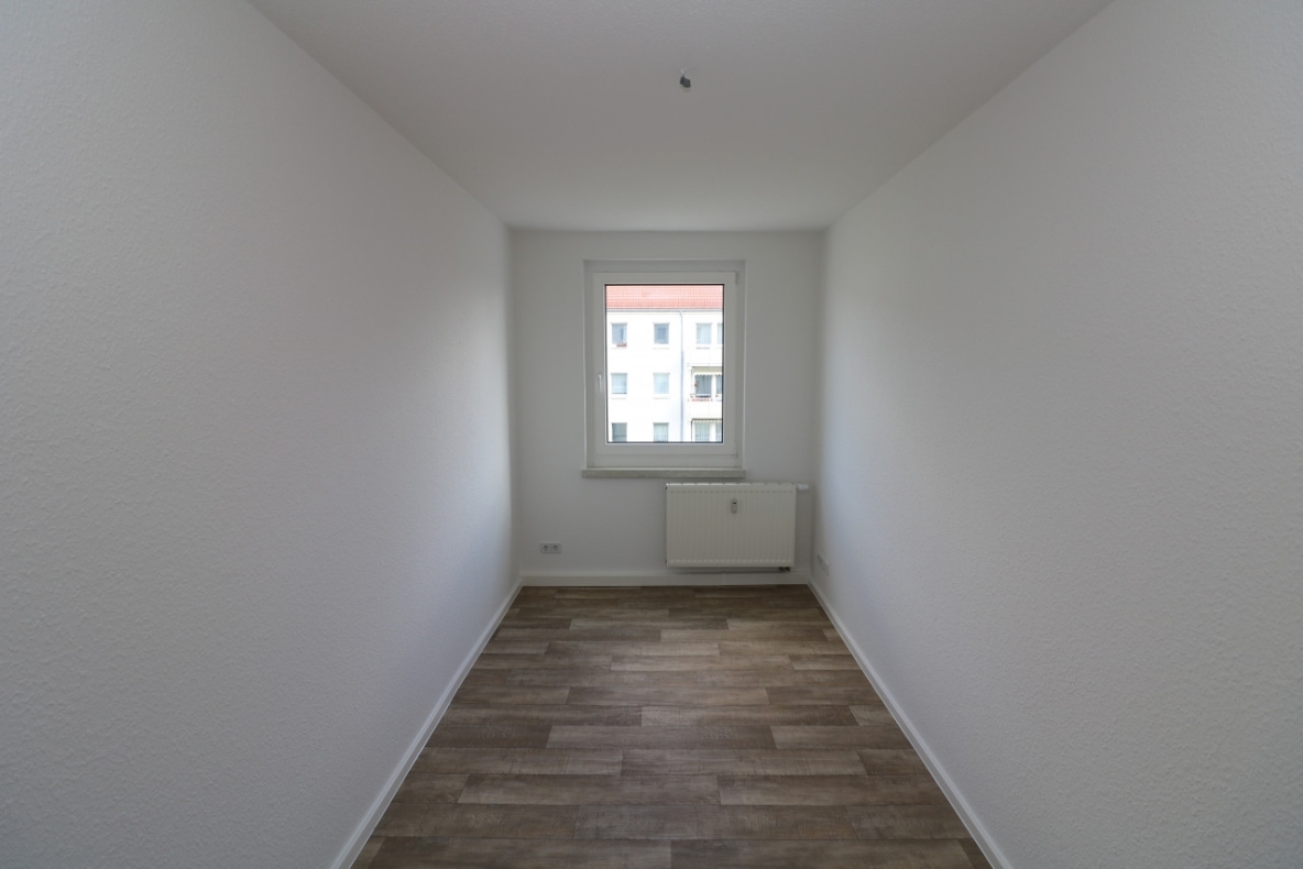 Vorsicht heiße Töpfe…3-RW mit Einbauküche & Wanne!!! - Kinderzimmer