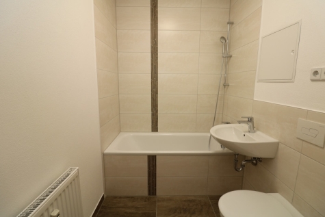 Auch für Nichtschwimmer geeignet…3-RW mit modernem Wannenbad & Balkon!, 09599 Freiberg, Arthur-Schulz-Straße 16