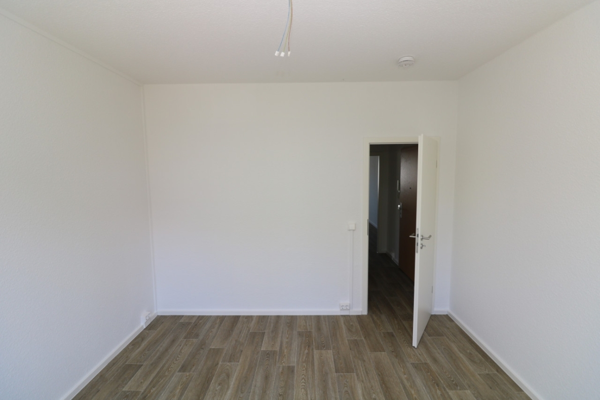 Auch für Nichtschwimmer geeignet...3-RW mit modernem Wannenbad & Balkon! - Schlafzimmer