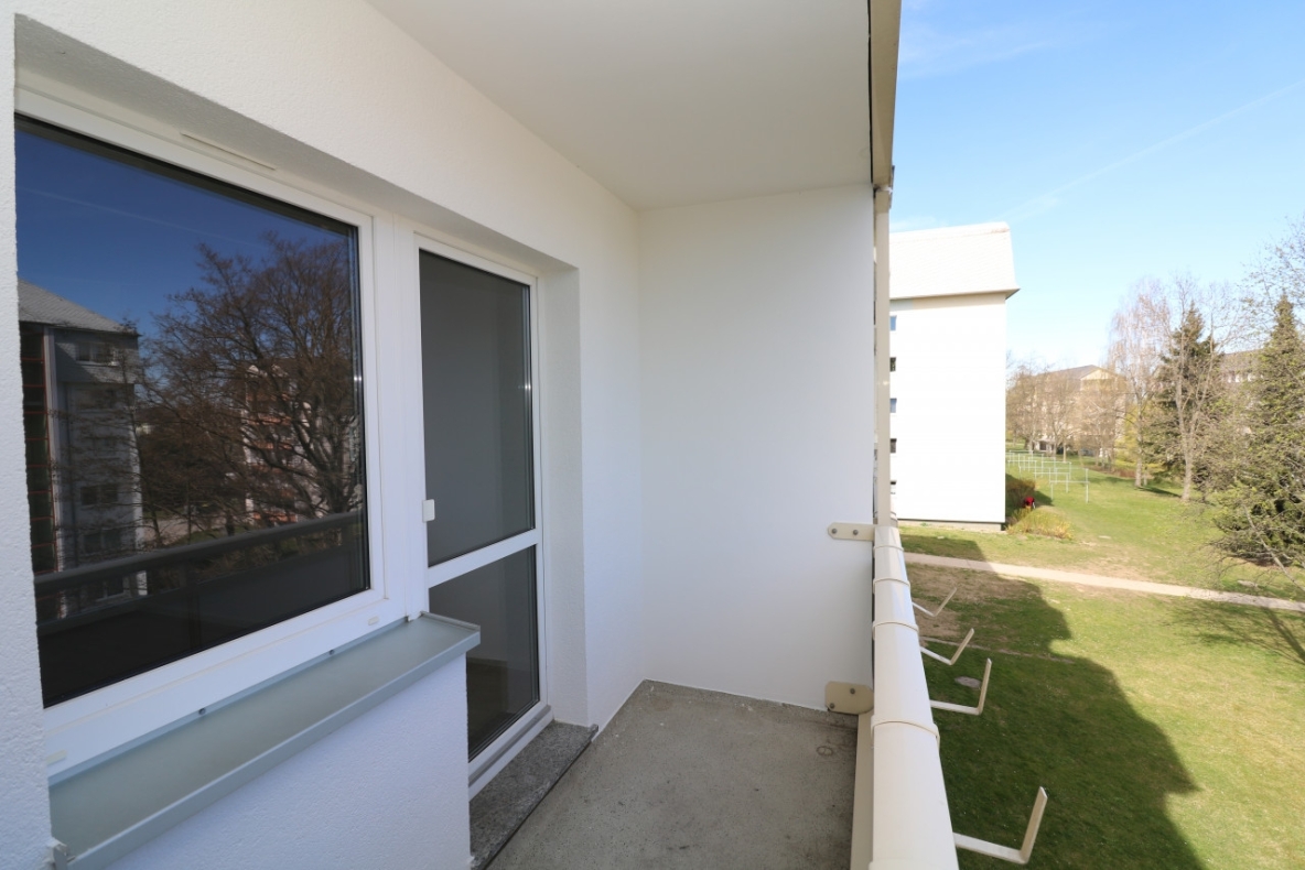 Auch für Nichtschwimmer geeignet...3-RW mit modernem Wannenbad & Balkon! - Balkon