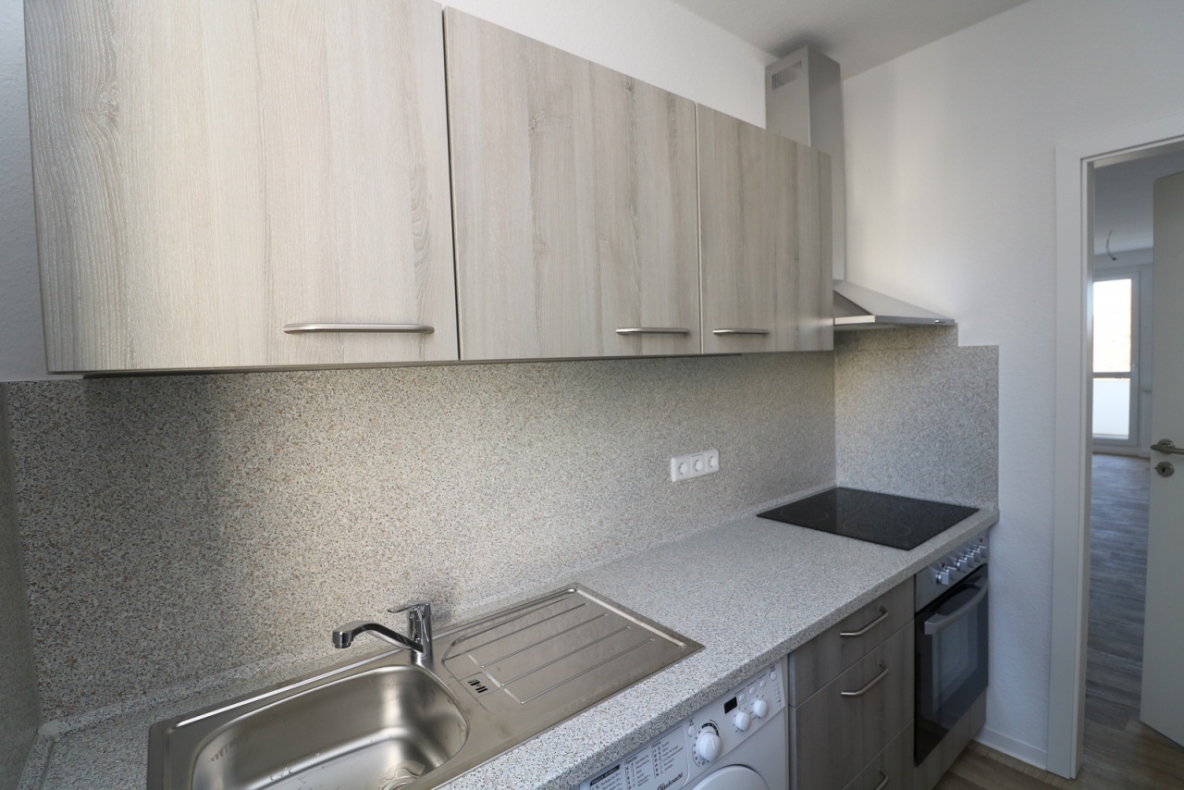 Vorkoster gesucht…1-RW mit Einbauküche, Dusche & Balkon!!! - Küche