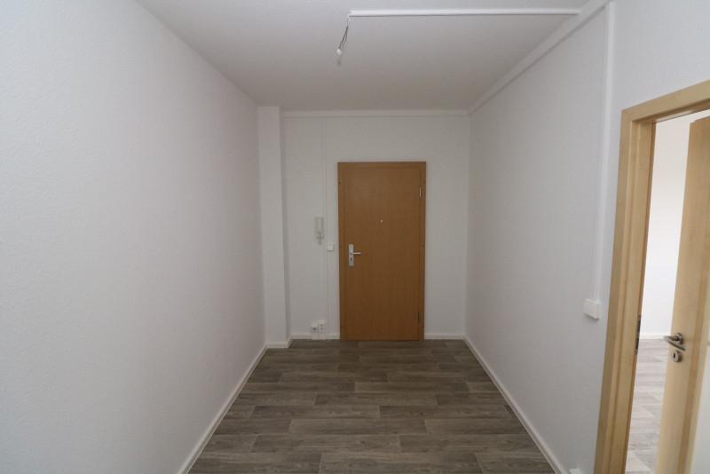 Ich hab´geträumt von dir - großzügige 3RW mit modernisiertem Wannenbad - Flur