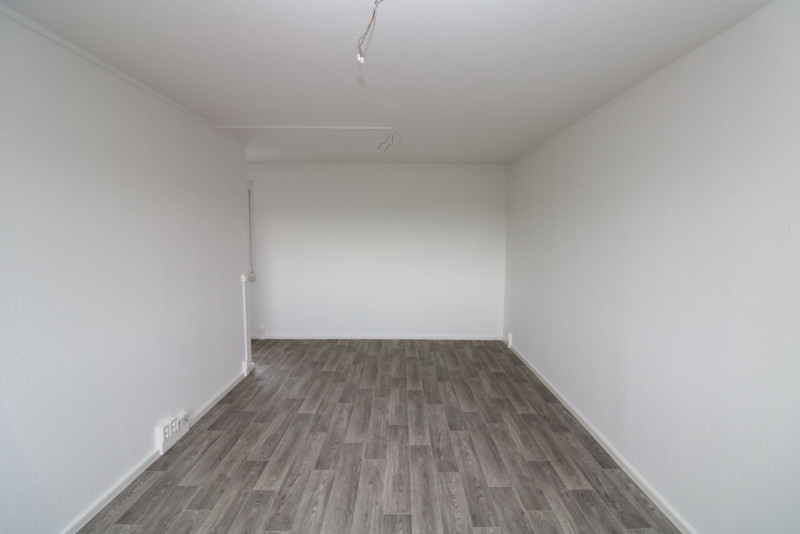 Ich hab´geträumt von dir - großzügige 3RW mit modernisiertem Wannenbad - Wohnzimmer