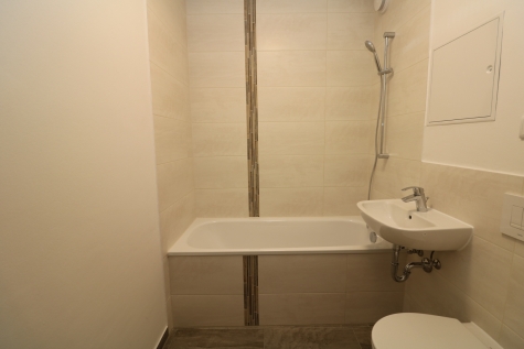 2-RW mit Wanne sucht Kapitän für gemeinsame Abenteuer!, 09599 Freiberg, Paul-Müller-Straße 16